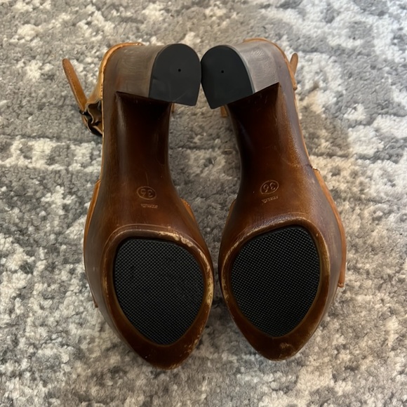 Charles David Platform Heels - Picture 10 of 10